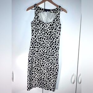 CLUB MONACO black and cream Dalmatian dot, scoop neck shift dress, size 0